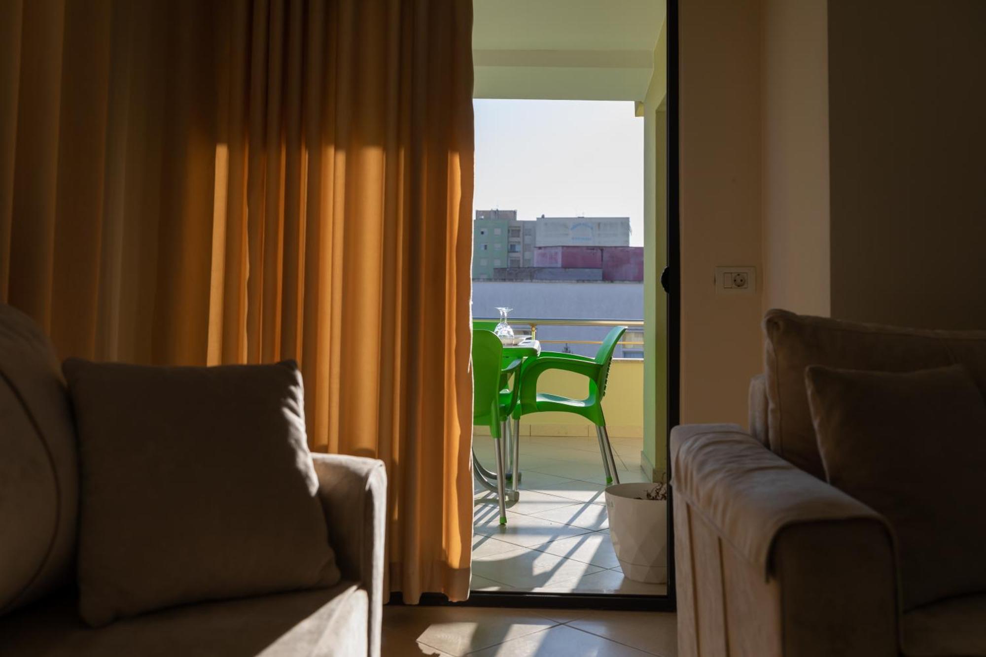 Vila Emi Apartment'S Durrës Eksteriør billede