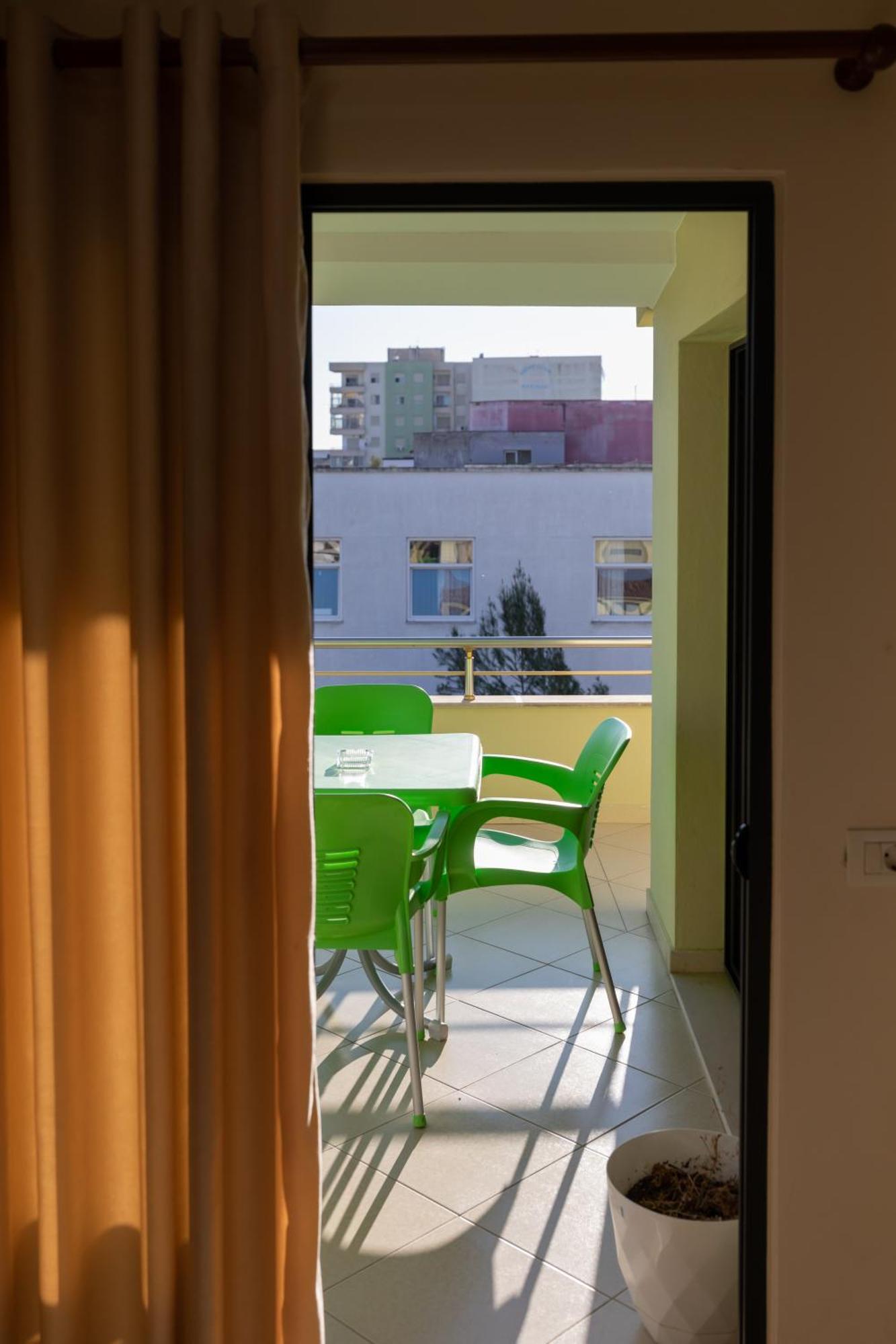 Vila Emi Apartment'S Durrës Eksteriør billede
